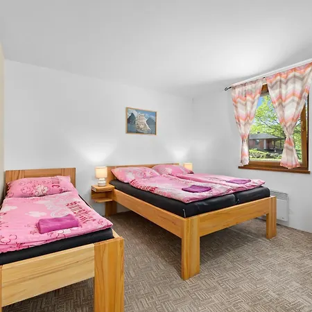 Marine Zavlahy Apartment