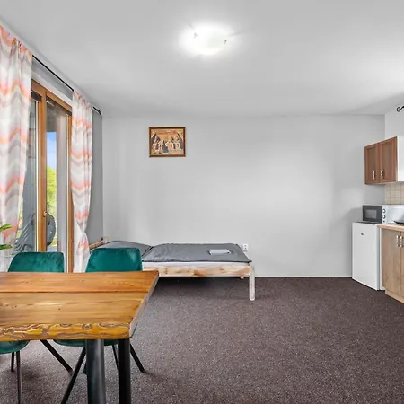 Apartment Marine Zavlahy Hrdejovice